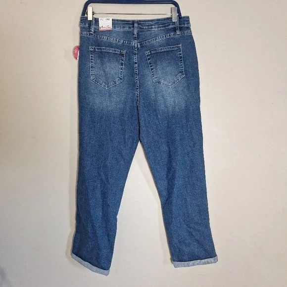 YMI DREAM Hybrud Denim Distressed Cuffed Mom Jeans Size 13/31 - Picture 8 of 10
